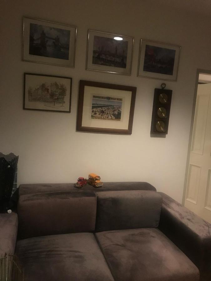 Autta House Apartment กรุงเทพมหานคร ภายนอก รูปภาพ