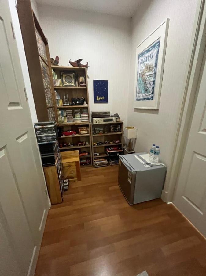 Autta House Apartment กรุงเทพมหานคร ภายนอก รูปภาพ