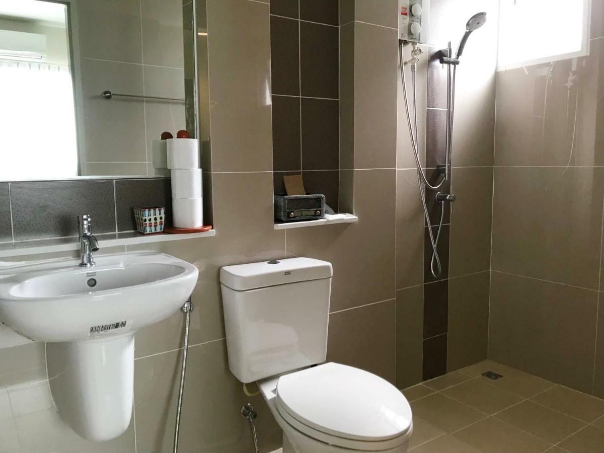 Autta House Apartment กรุงเทพมหานคร ภายนอก รูปภาพ